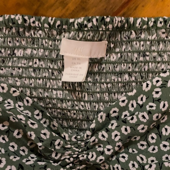 Green Spring Top - Picture 5 of 7